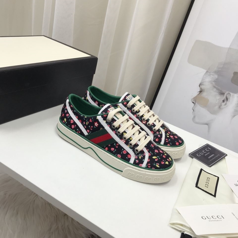 Gucci Casual Shoes